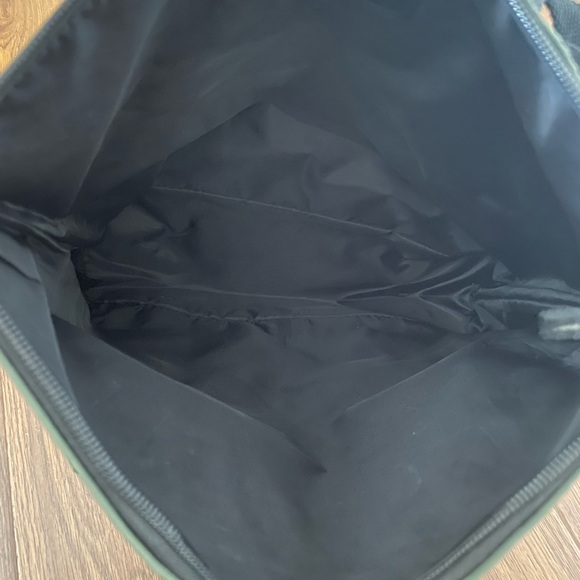 Backpack - Picture 3 of 4